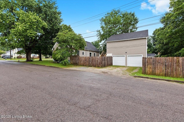 428 Pennsylvania Ave, Elizabethtown, KY 42701 - view of garage