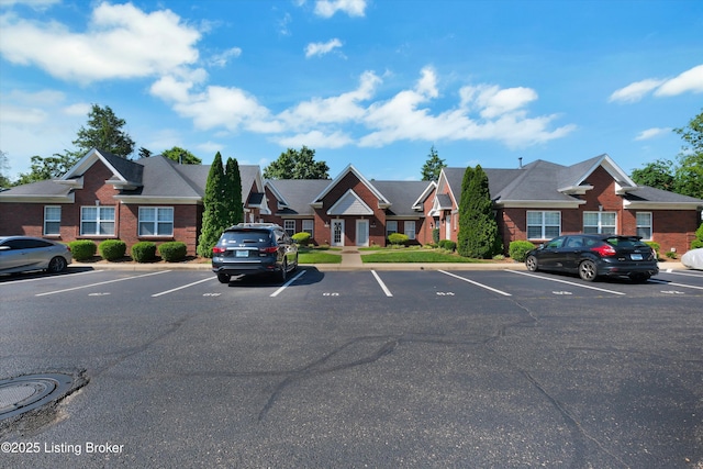 7230 Michael Benjamin Cir, Crestwood, KY 40014 - uncovered parking lot with a residential view
