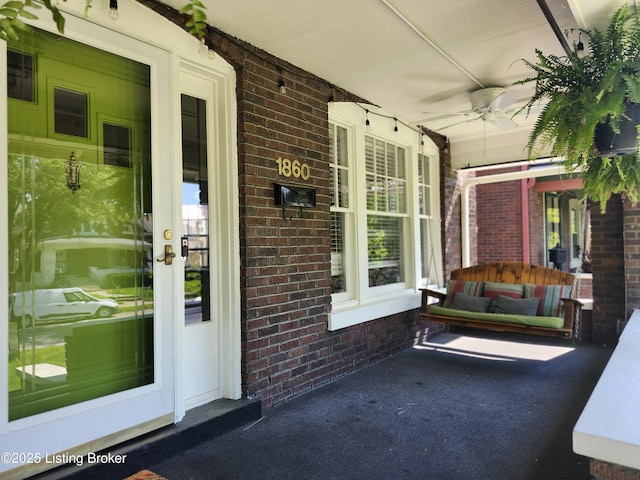 1860 Alfresco Pl, Louisville, KY 40205 - covered porch featuring ceiling fan