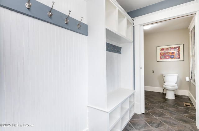 1860 Alfresco Pl, Louisville, KY 40205 - mudroom with baseboards