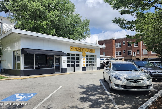 1860 Alfresco Pl, Louisville, KY 40205 - view of commercial location with uncovered parking