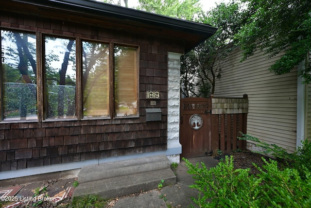 1819 Eastern Pkwy, Louisville, KY 40204 - view of home's exterior