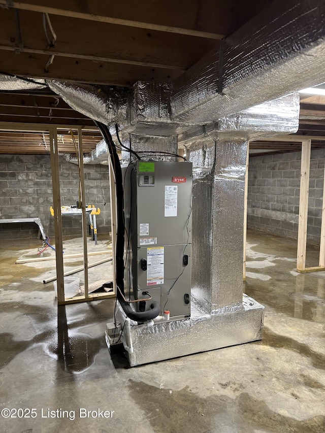 106 Sunflower Dr, Campbellsville, KY 42718 - utilities featuring heating unit