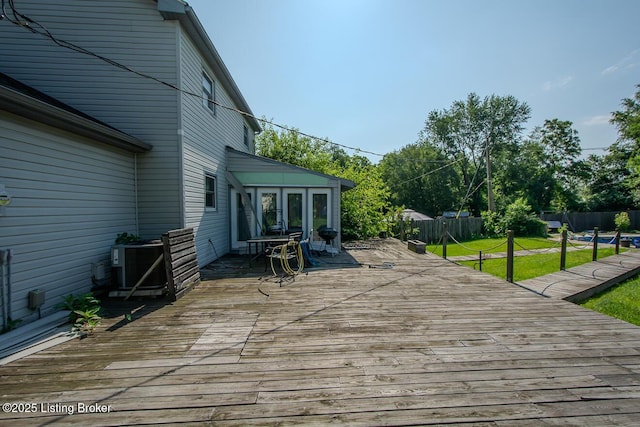 315 Tophill Dr, Shelbyville, KY 40065 - wooden terrace with french doors