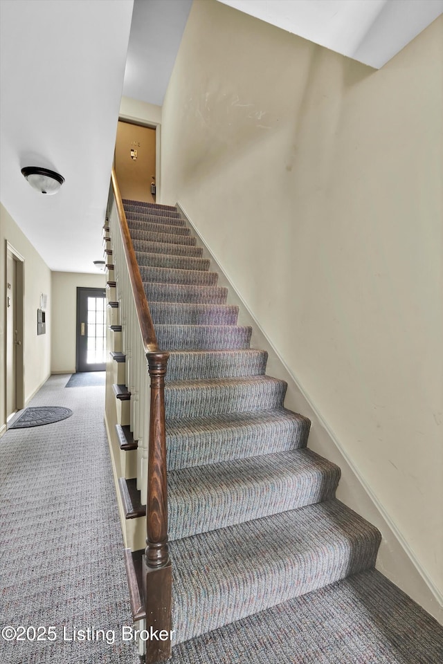 240 Stonehenge Dr Apt 103, Louisville, KY 40207 - photo 25