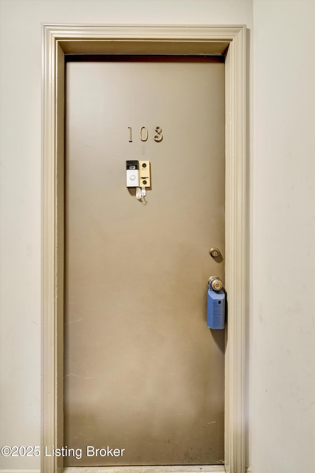 240 Stonehenge Dr Apt 103, Louisville, KY 40207 - photo 26