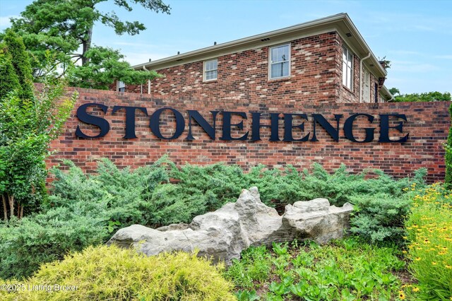 240 Stonehenge Dr Apt 103, Louisville, KY 40207 - photo 37