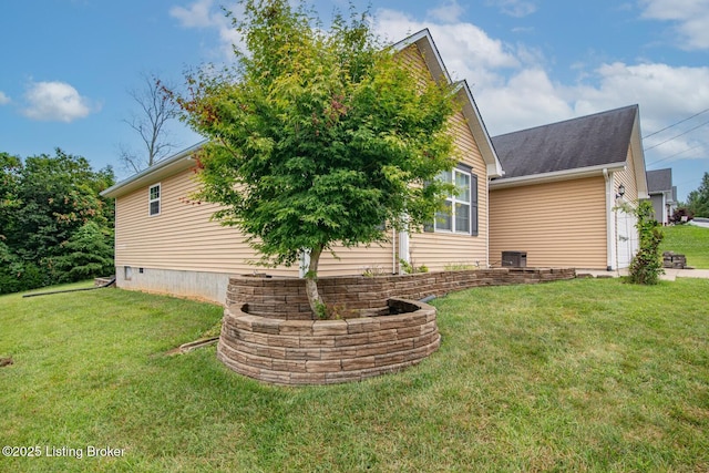 128 Boone Trce, Radcliff, KY 40160 - view of side of property with a yard