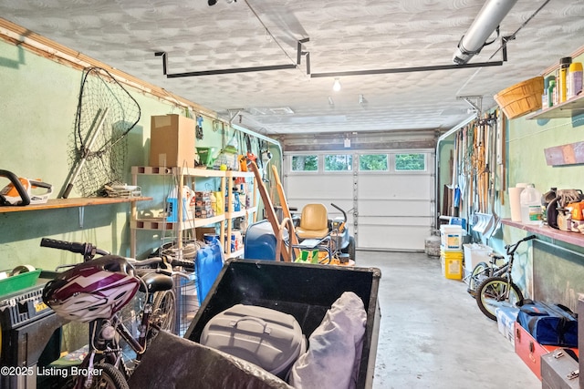 9311-9313 Hi View Ln, Louisville, KY 40272