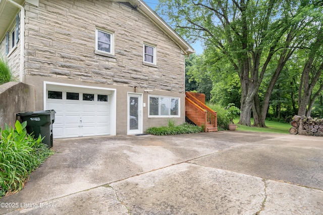 9311-9313 Hi View Ln, Louisville, KY 40272