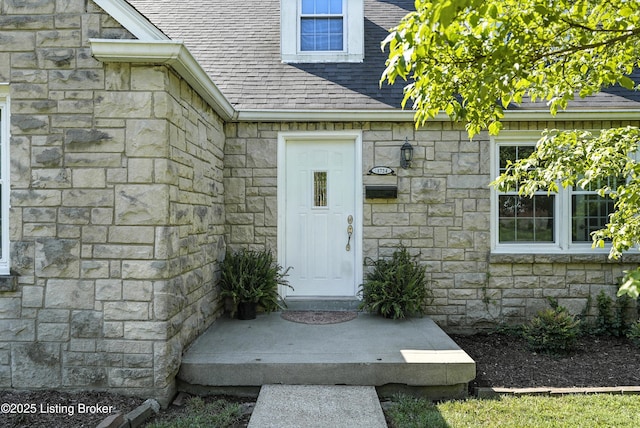 1724 Trevilian Way, Louisville, KY 40205 - entrance to property with stone siding and a shingled roof