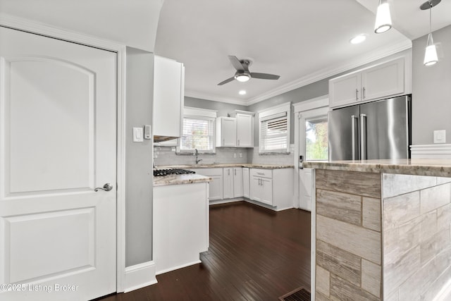 217 Shawnee Dr, Louisville, KY 40212 - kitchen featuring stainless steel appliances, ceiling fan, crown molding, white cabinetry, and dark wood finished floors