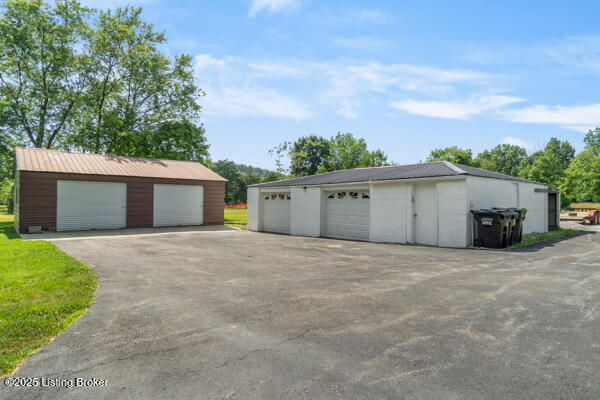 1420 Raymond Rd, Shepherdsville, KY 40165 - photo 38
