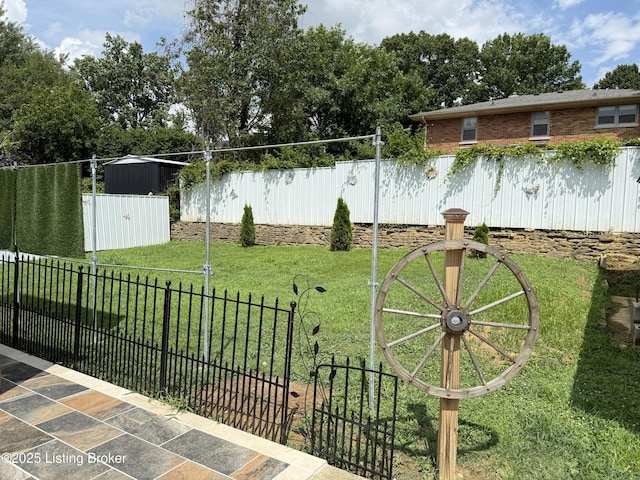6713 Manslick Rd, Louisville, KY 40214 - photo 10