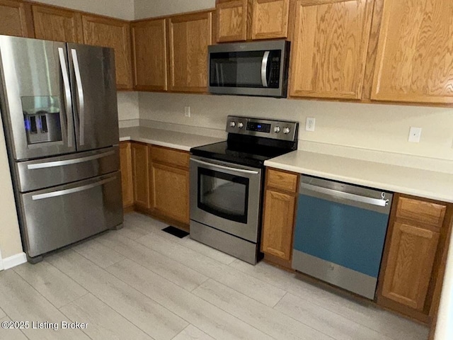 7817 Lariat Rd, Louisville, KY 40219 - photo 15