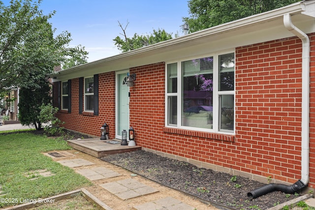 250 Winston Ct, Louisville, KY 40229 - photo 1