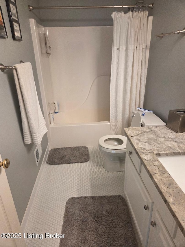 6911 Caitlynn Way, Louisville, KY 40229 - bathroom with shower / tub combo, vanity, and tile patterned flooring