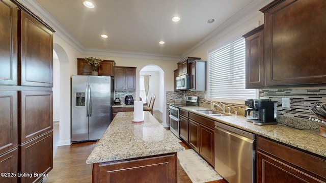 17038 Green Crest Ln, Louisville, KY 40245 - photo 5