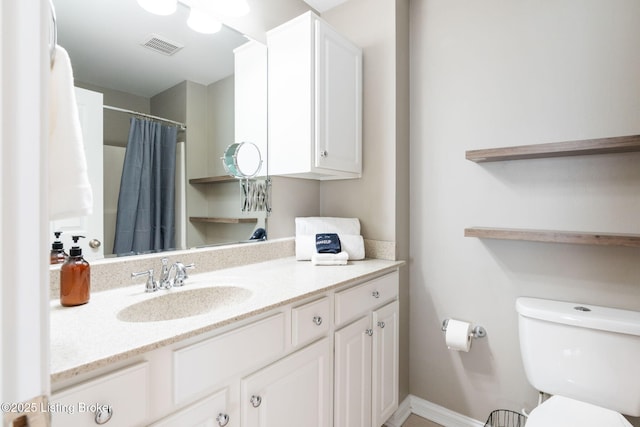 10600 Norton Commons Walk, Prospect, KY 40059 - full bathroom with vanity and curtained shower