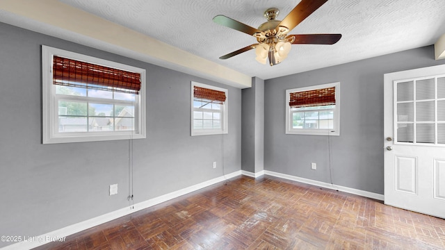 7307 Feyhurst Dr, Louisville, KY 40258 - photo 17
