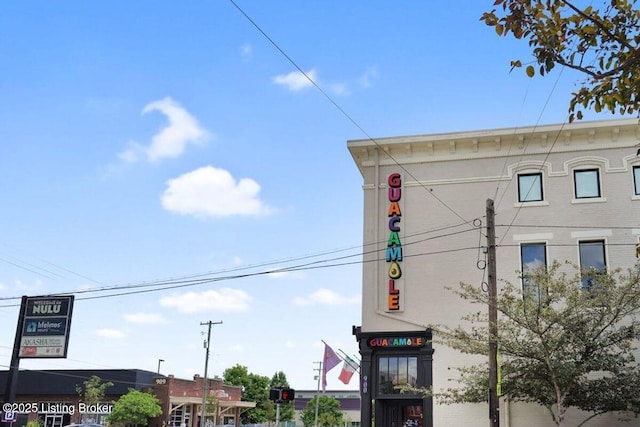 415 E Market St Unit 104, Louisville, KY 40202 - exterior view