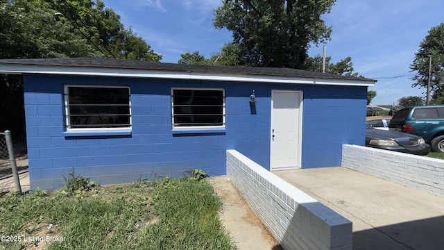 870 S 25th St, Louisville, KY 40211
