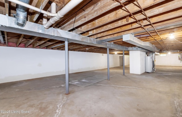 606 N Arbor Dr, Louisville, KY 40223 - unfinished below grade area featuring gas water heater