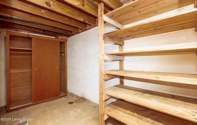 606 N Arbor Dr, Louisville, KY 40223 - view of storage area