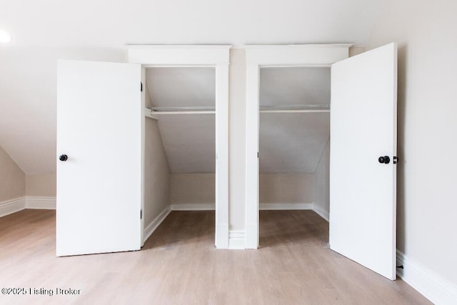 412 Gwendolyn St, Louisville, KY 40203 - view of closet