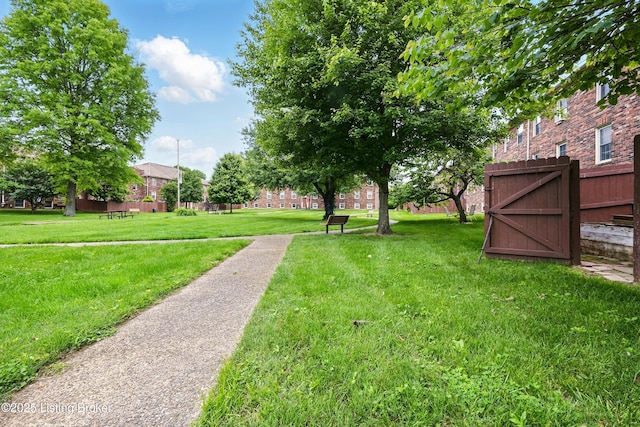 8134 Lake Ter, Louisville, KY 40222 - photo 39