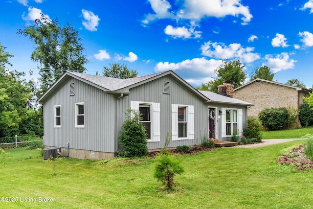 6818 Village Green Blvd, Pewee Valley, KY 40056 - view of front of house featuring a chimney and a shingled roof