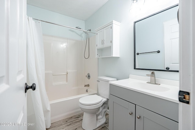 372 Wild Way, Louisville, KY 40229 - bathroom with shower / bathtub combination with curtain, vanity, and wood finished floors
