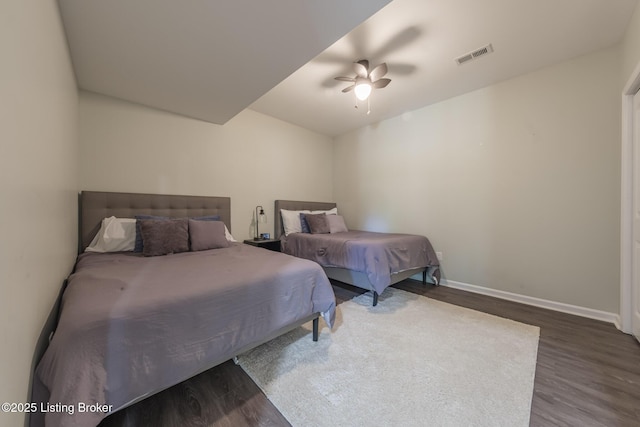 164 Greenshores Circle Ln, Mcdaniels, KY 40152 - bedroom featuring wood finished floors and a ceiling fan