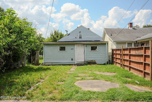 2809 Rowan St, Louisville, KY 40212 - back of house