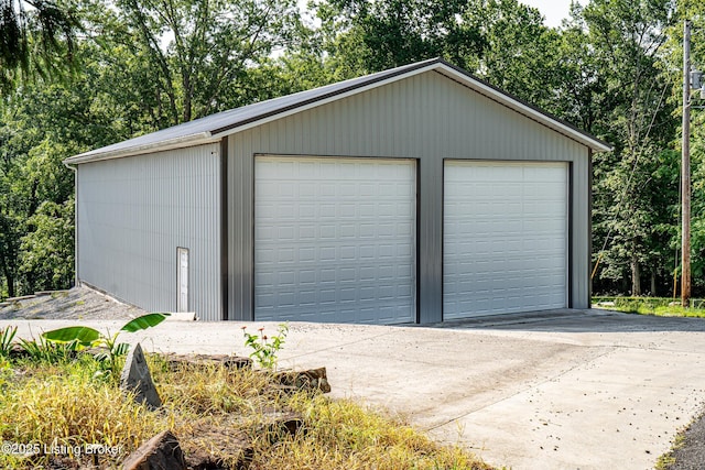 309 Clarks Ln, Clarkson, KY 42726 - detached garage featuring view of scattered trees