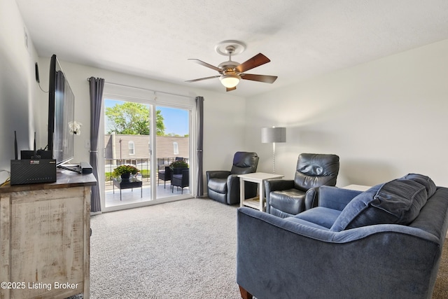 111 La Fontenay Ct, Louisville, KY 40223 - carpeted living room with ceiling fan