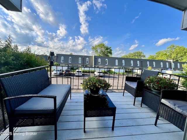 111 La Fontenay Ct, Louisville, KY 40223 - view of deck