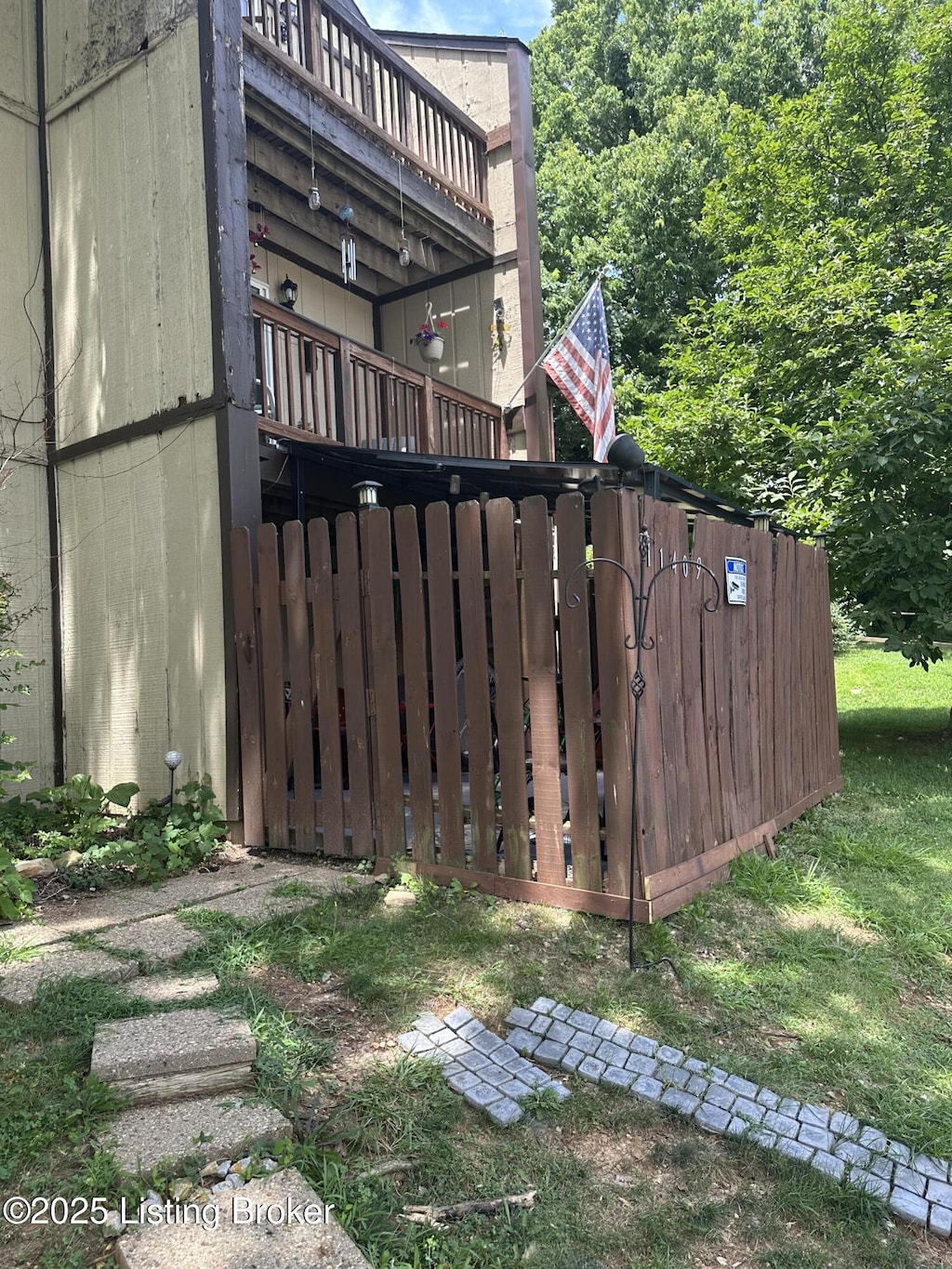 11409 N Tazwell Dr, Louisville, KY 40241 - view of property exterior
