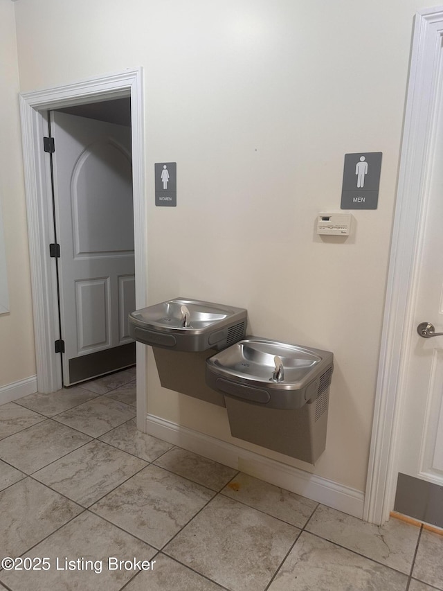 126 Taylorsville Rd, Bloomfield, KY 40008 - bathroom featuring baseboards and tile patterned floors