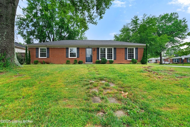 811 Girard Dr, Louisville, KY 40222 - photo 1