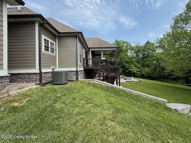 3637 Mount Washington Rd, Taylorsville, KY 40071 - view of green lawn with stairway