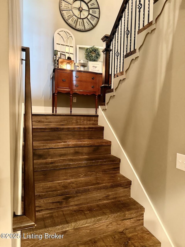3637 Mount Washington Rd, Taylorsville, KY 40071 - view of staircase