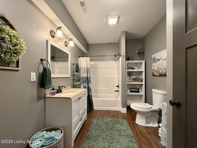 3637 Mount Washington Rd, Taylorsville, KY 40071 - full bathroom with wood finished floors, vanity, and shower / bath combination with curtain