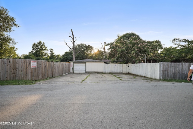 6651 Sylvania Rd, Louisville, KY 40258 - photo 14