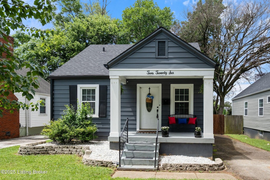 226 Clover Ln, Louisville, KY 40207 - photo 1