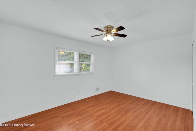 8313 Daverman Dr, Louisville, KY 40228 - unfurnished room with light wood-type flooring and ceiling fan