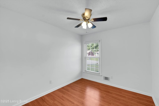 8313 Daverman Dr, Louisville, KY 40228 - empty room featuring light wood-style flooring and a ceiling fan