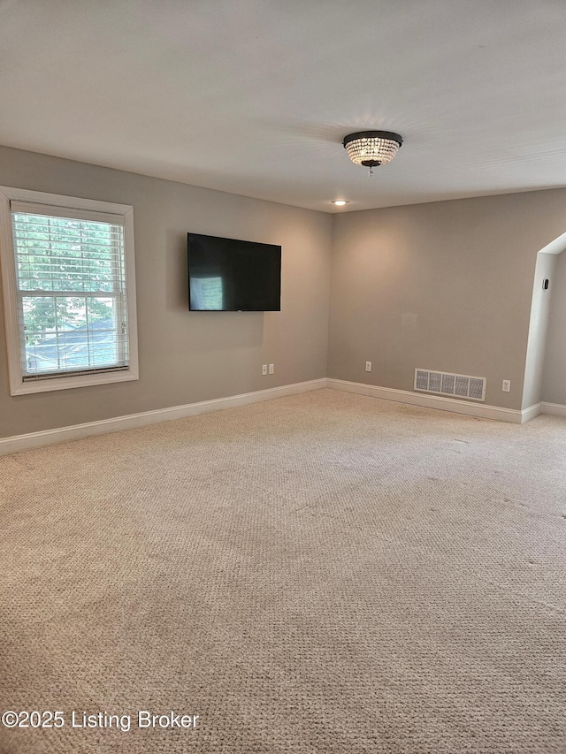 3919 Staebler Ave, Louisville, KY 40207 - carpeted empty room featuring baseboards