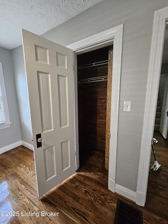 3919 Staebler Ave, Louisville, KY 40207 - view of closet