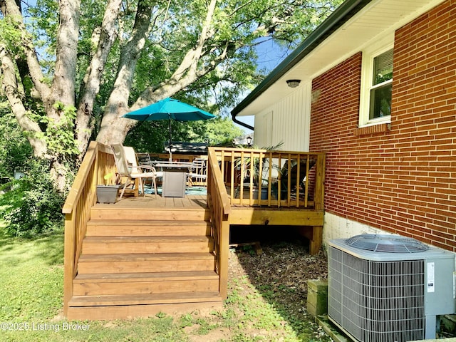 444 Lagrange Rd, New Castle, KY 40050 - wooden deck with outdoor dining space